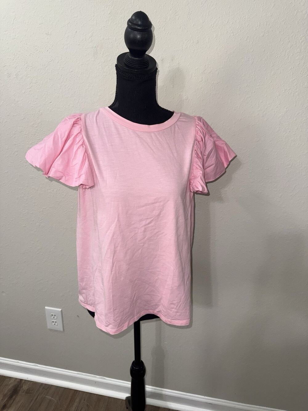 Pants Store Women’s Large Pink Flutter Sleeve T-Shirt Crewneck Ruffle Slub Top L
